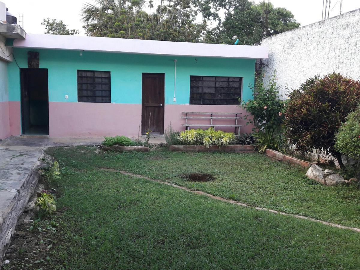 Hostal y temazcal Guemez Chichén-Itzá Exterior foto
